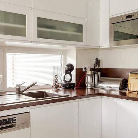 Апартаменти Modern 2 Bed House Near Bratislava With Parking Rovinka Екстер'єр фото
