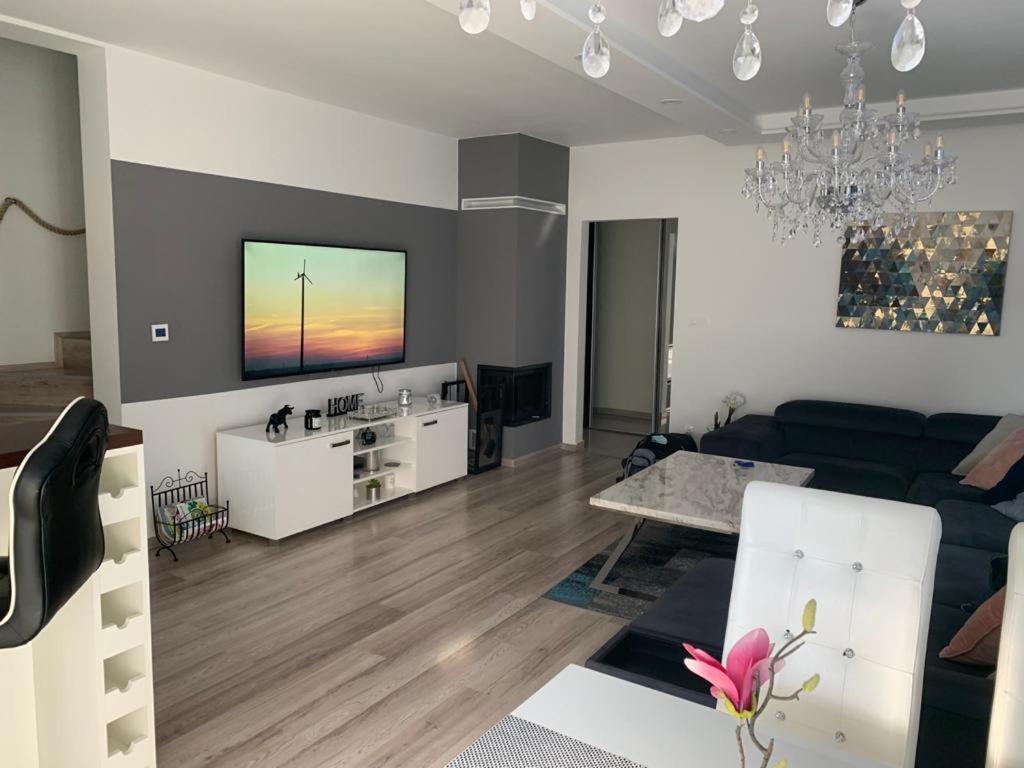 Апартаменти Modern 2 Bed House Near Bratislava With Parking Rovinka Екстер'єр фото