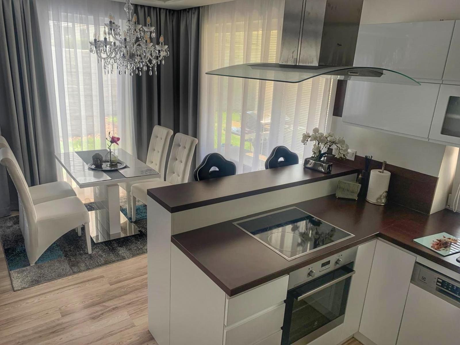 Апартаменти Modern 2 Bed House Near Bratislava With Parking Rovinka Екстер'єр фото